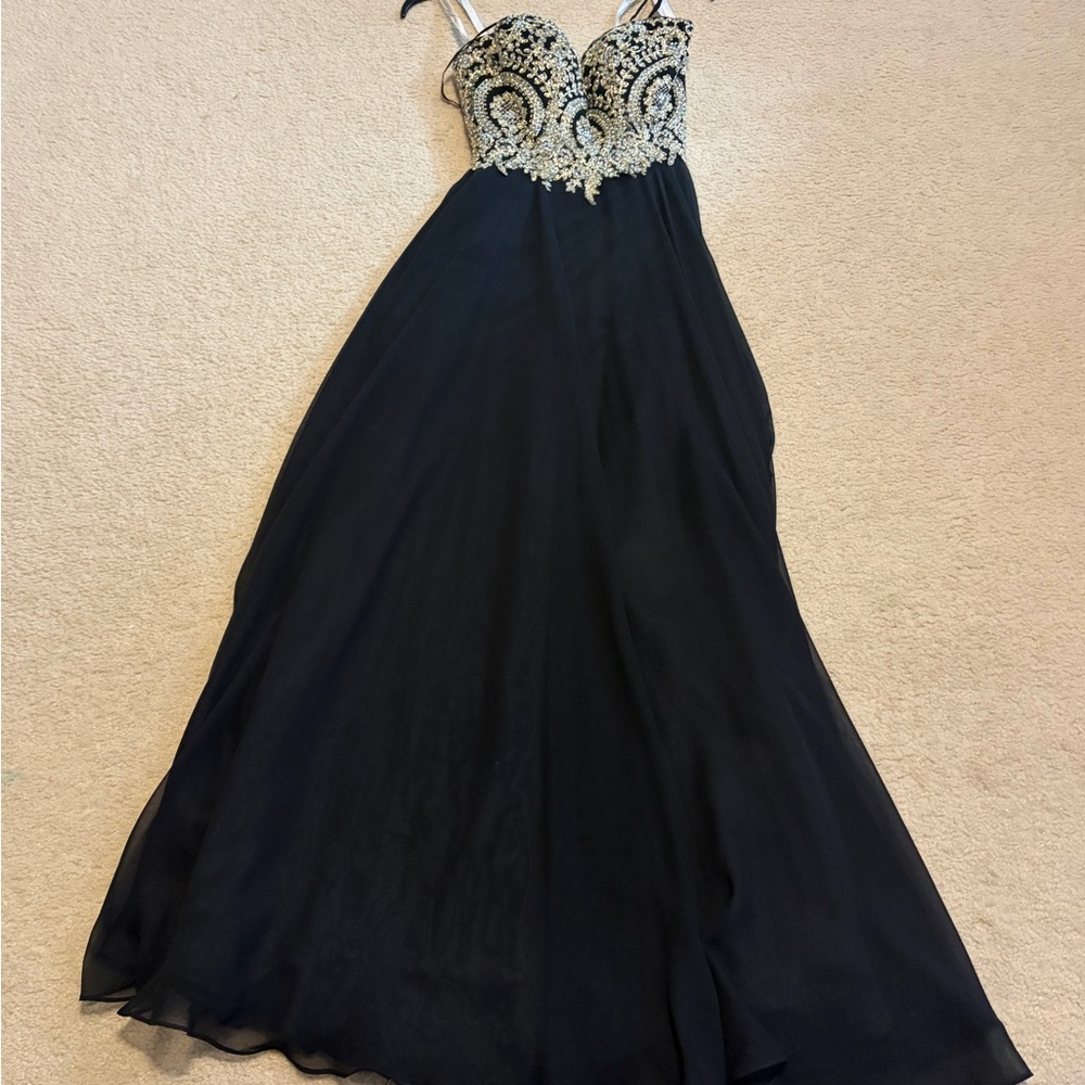 Elegant Black and Gold Evening Gown